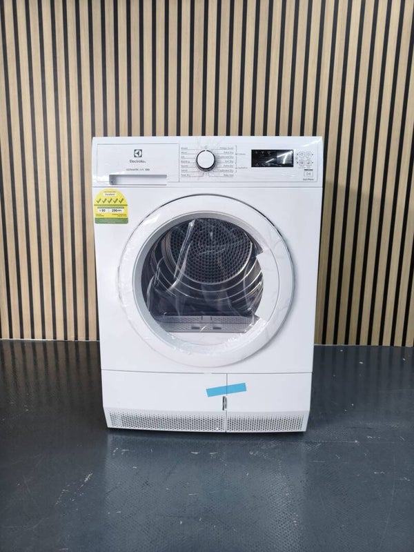 ELECTROLUX 8kg Heatpump Dryer  Ultimate Care 300 Model: EDH804H3WB