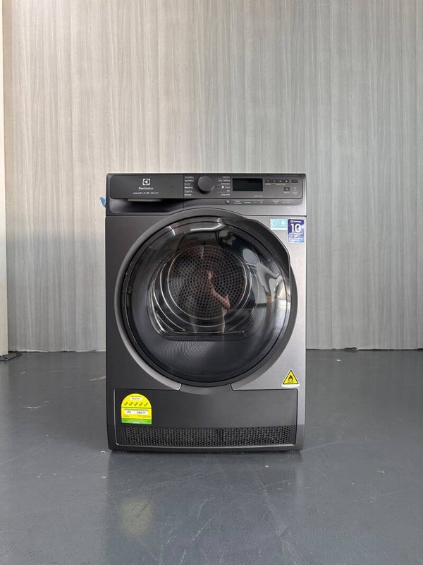 ELECTROLUX 9kg HEATPUMP DRYER  ULTIMATE CARE 700 MODEL: EDH903R7SC