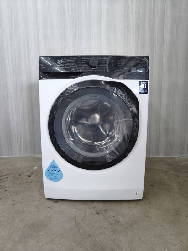 ELECTROLUX 8KG WASHER WASHING MACHINE ULTIMATECARE 300  Model: EWF8024D3EC