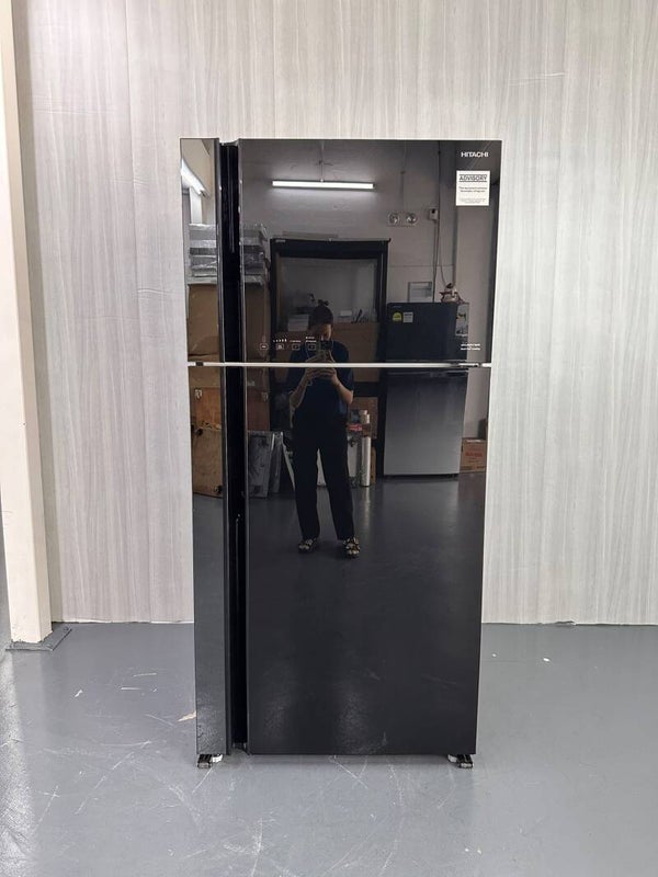 HITACHI 545L 2 Door Top Freezer Refrigerator Fridge 3Ticks  Model : R-V690P7MS-GBK