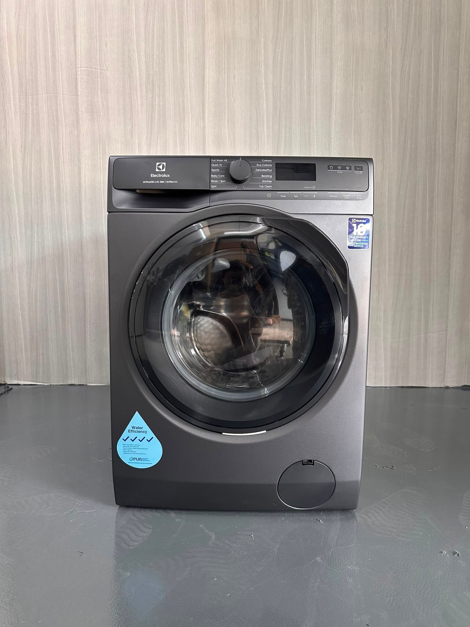 ELECTROLUX 13kg UltimateCare 500 Front Load Washing Machine Washer  Model: EWF1343P5SC