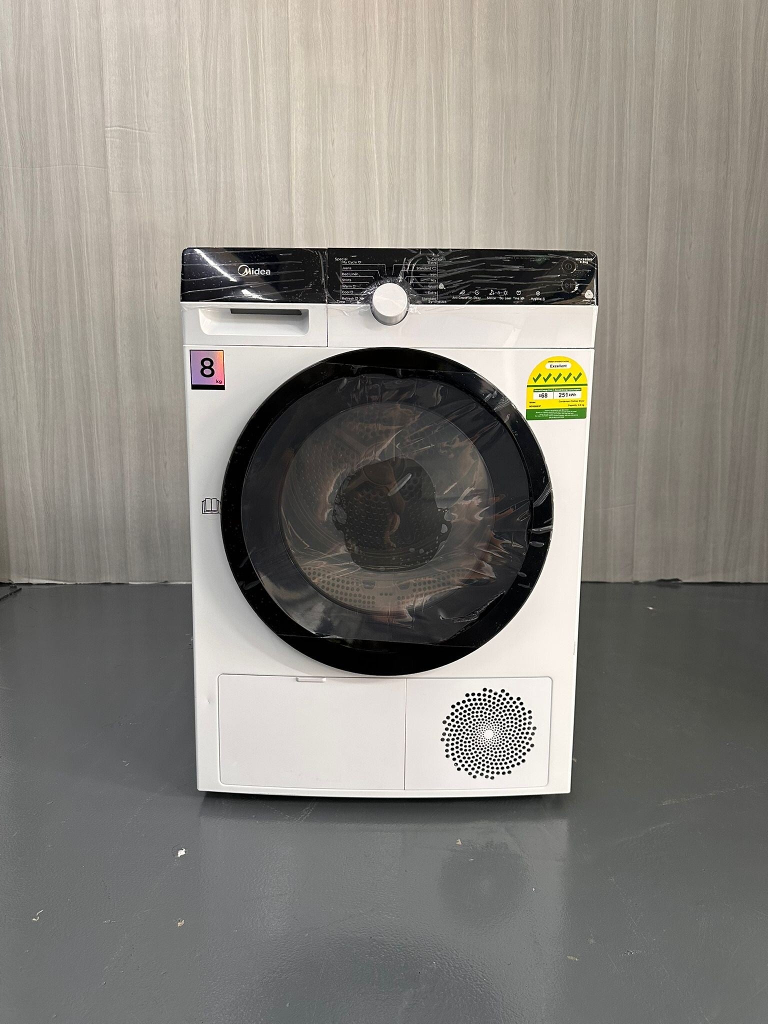 MIDEA 8kg HEAT PUMP DRYER  Model: MDK888HP