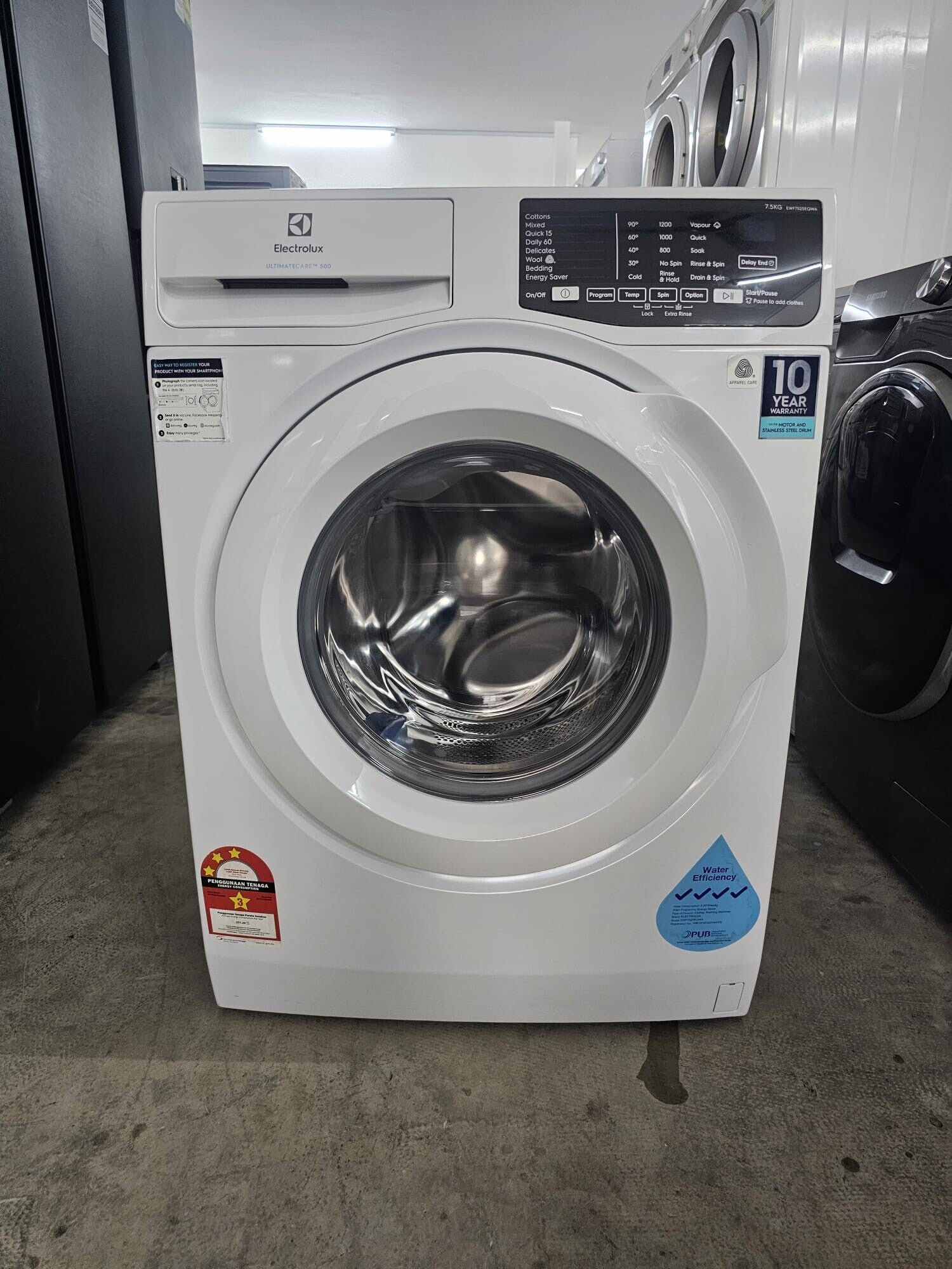Used - ELECTROLUX 7.5KG Front Load Washing Machine (Washer only)