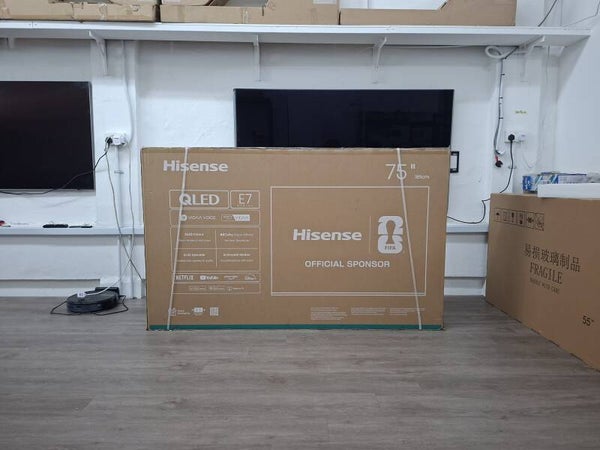 Hisense 75 inch QLED TV Model: 75E7Q