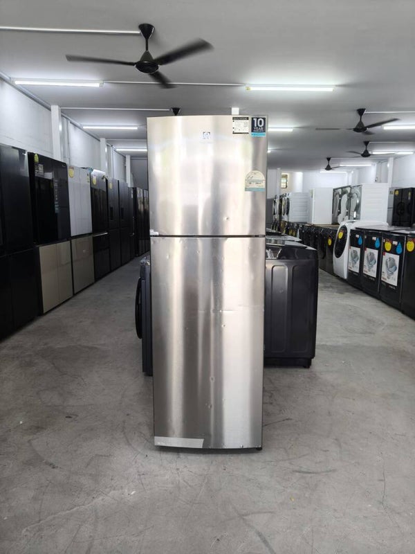 USED ELECTROLUX 256L Top & Bottom Fridge Model: ETB2802H