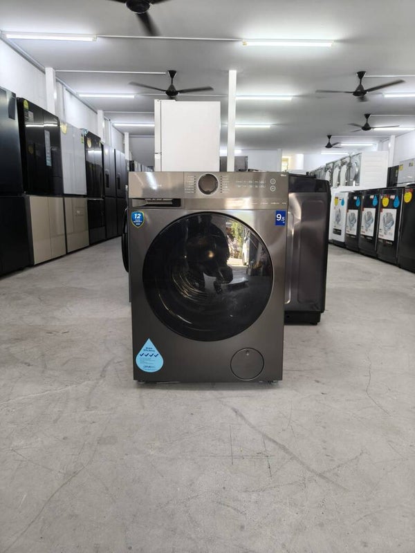 USED MIDEA 9.5kg front load washer Model: MF200W95B