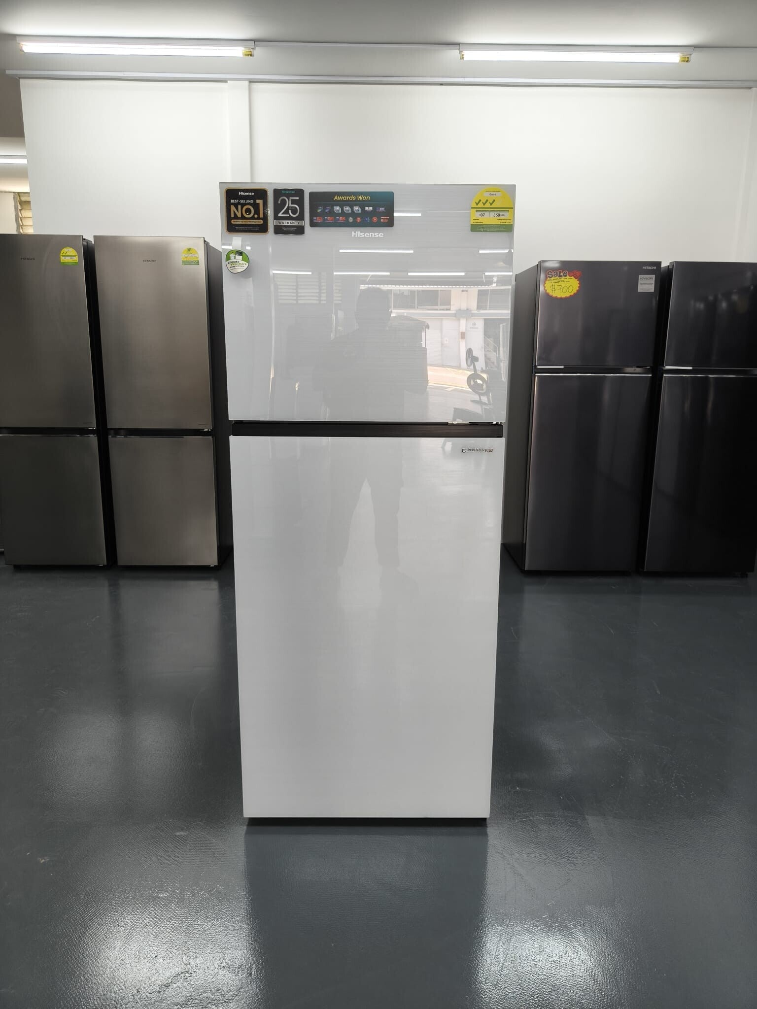 DISPLAY SET HISENSE 424L 2 DOOR TOP MOUNT FRIDGE Model: RT549N4SWU