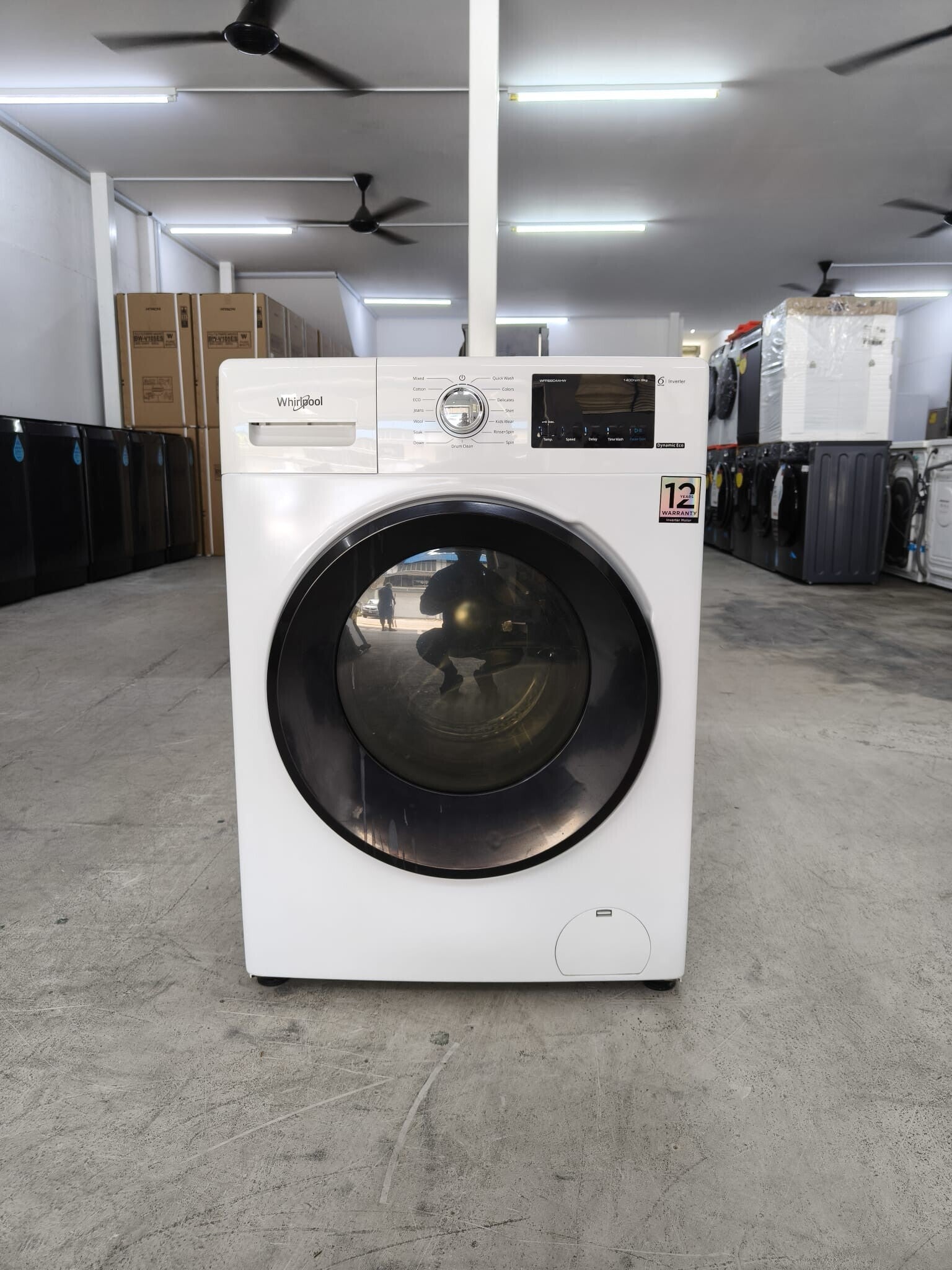 USED WHIRLPOOL 9kg Front Load Washer  Model: WFRB904AHW