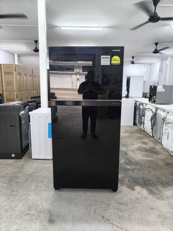 USED TOSHIBA 548L Top and Bottom Black Fridge Model: GR-RT735WE-PGX(XK)