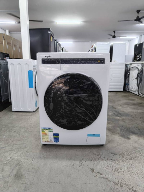 WHIRLPOOL 9kg SaniCare Front Load Washer Model: FWEB9002GW Display set