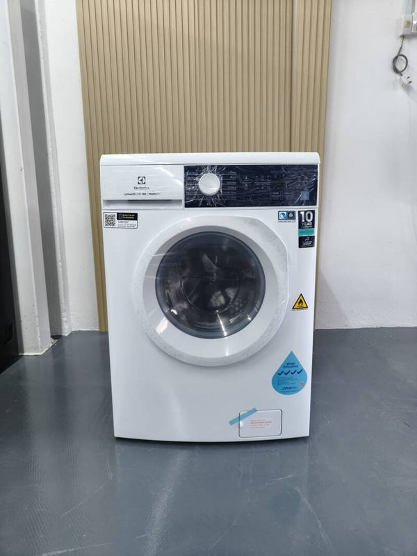 ELECTROLUX 8kg/5kg Washer Cum Dryer UltimateCare 300 Model: EWP8024D3WB Display Set
