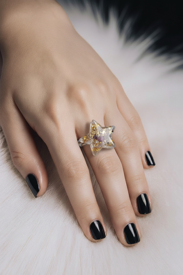 Bague Ajustable en Résine – Étoile Transparente & Paillettes Dorées - réf 139