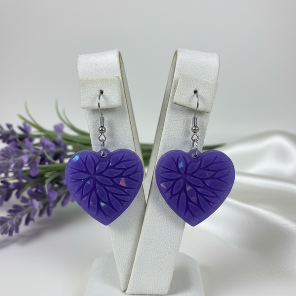 Boucles d’Oreilles Holographiques en Résine – Cœur Violet   - réf 180