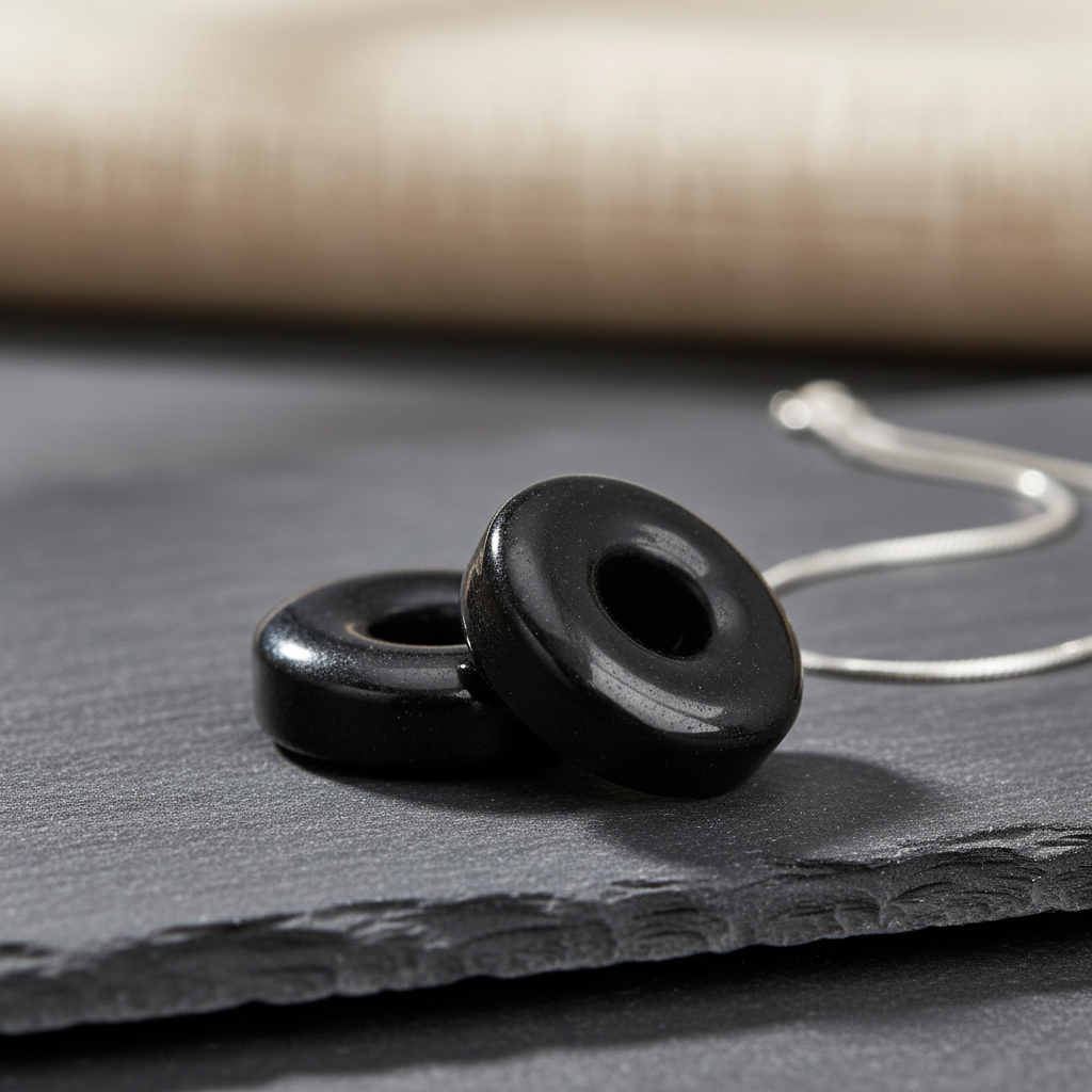 Pampilles rondes en résine noire – Accessoires boucles d’oreilles - réf 260