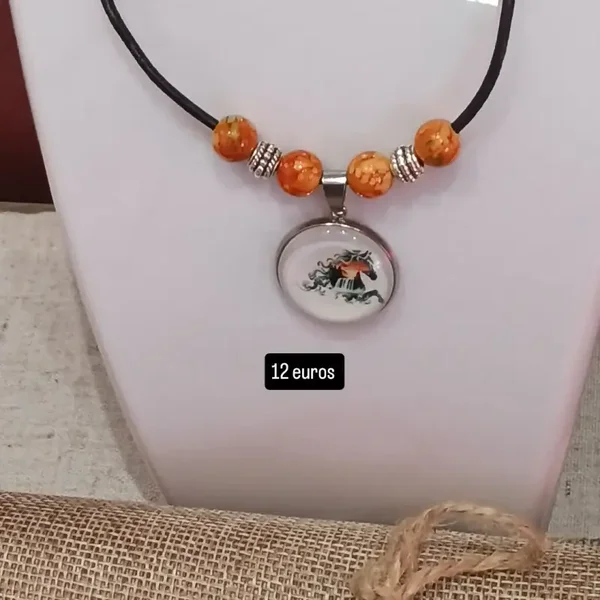 Collier cheval 2 mm de diamètre longueur total 55 cm
