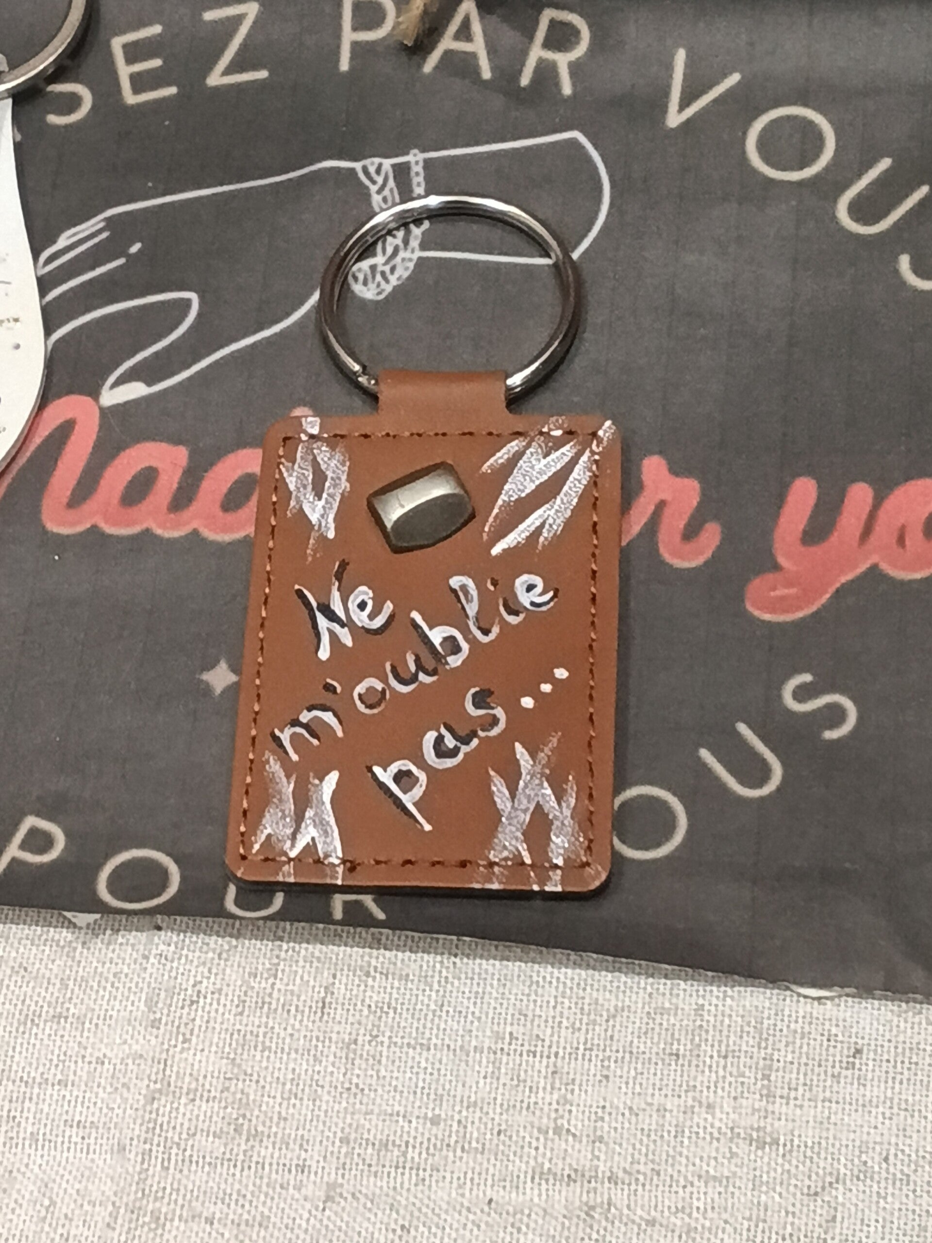Porte clefs  ne m'oublie pas