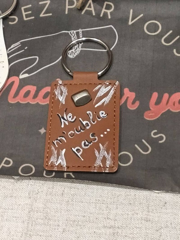 Porte clefs  ne m'oublie pas