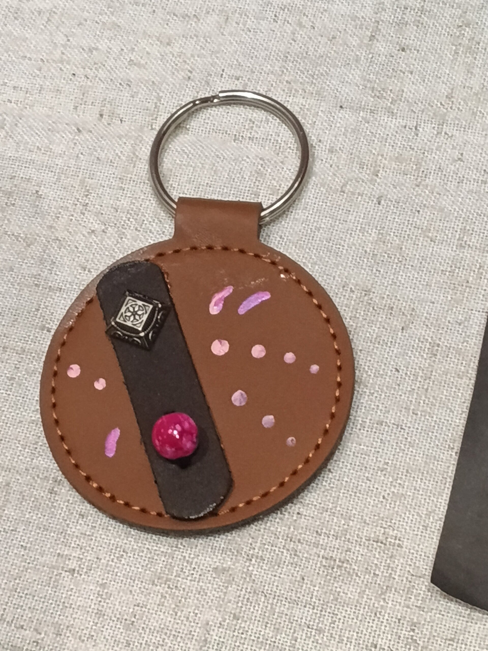 Minimaliste rond brun et Rose