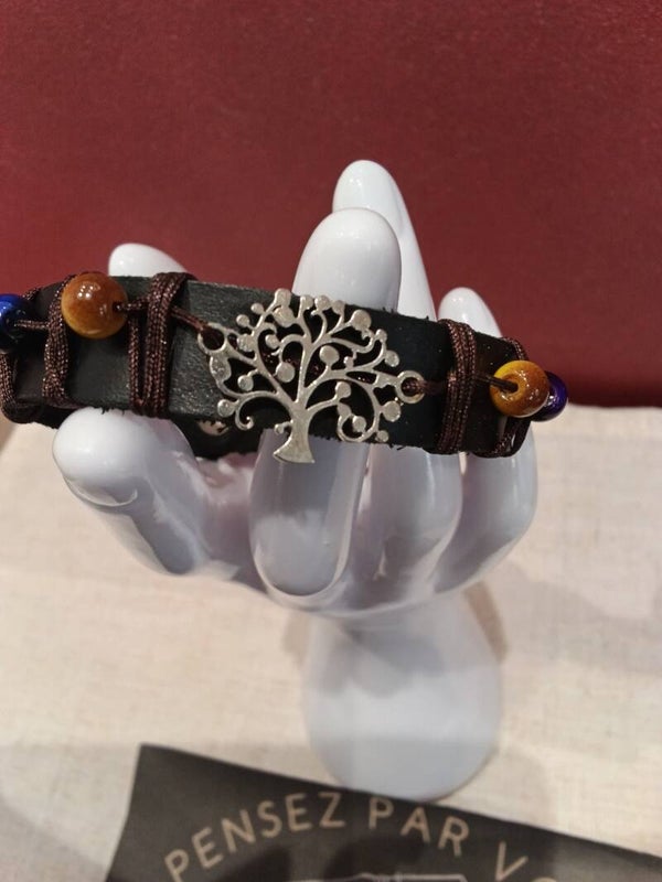 Bracelet arbre de vie acier et perles j,v,v