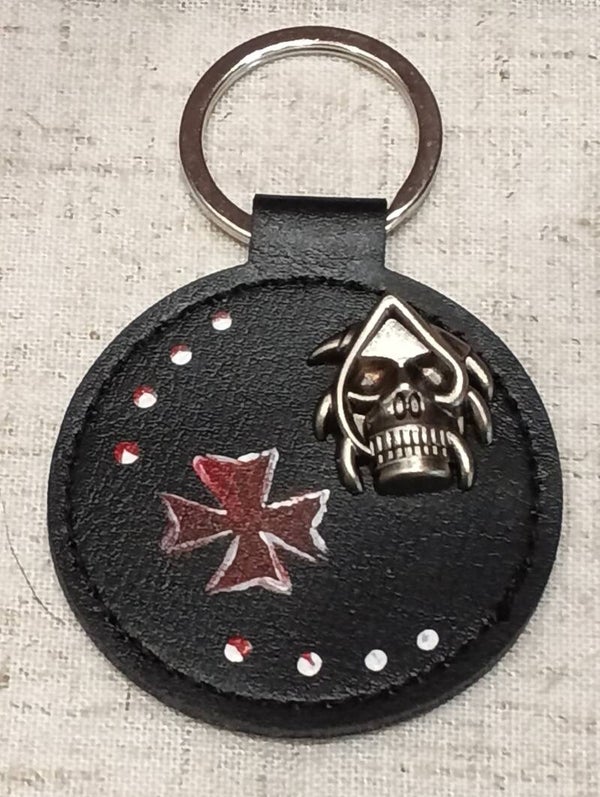 Faucheuse et croix de malte