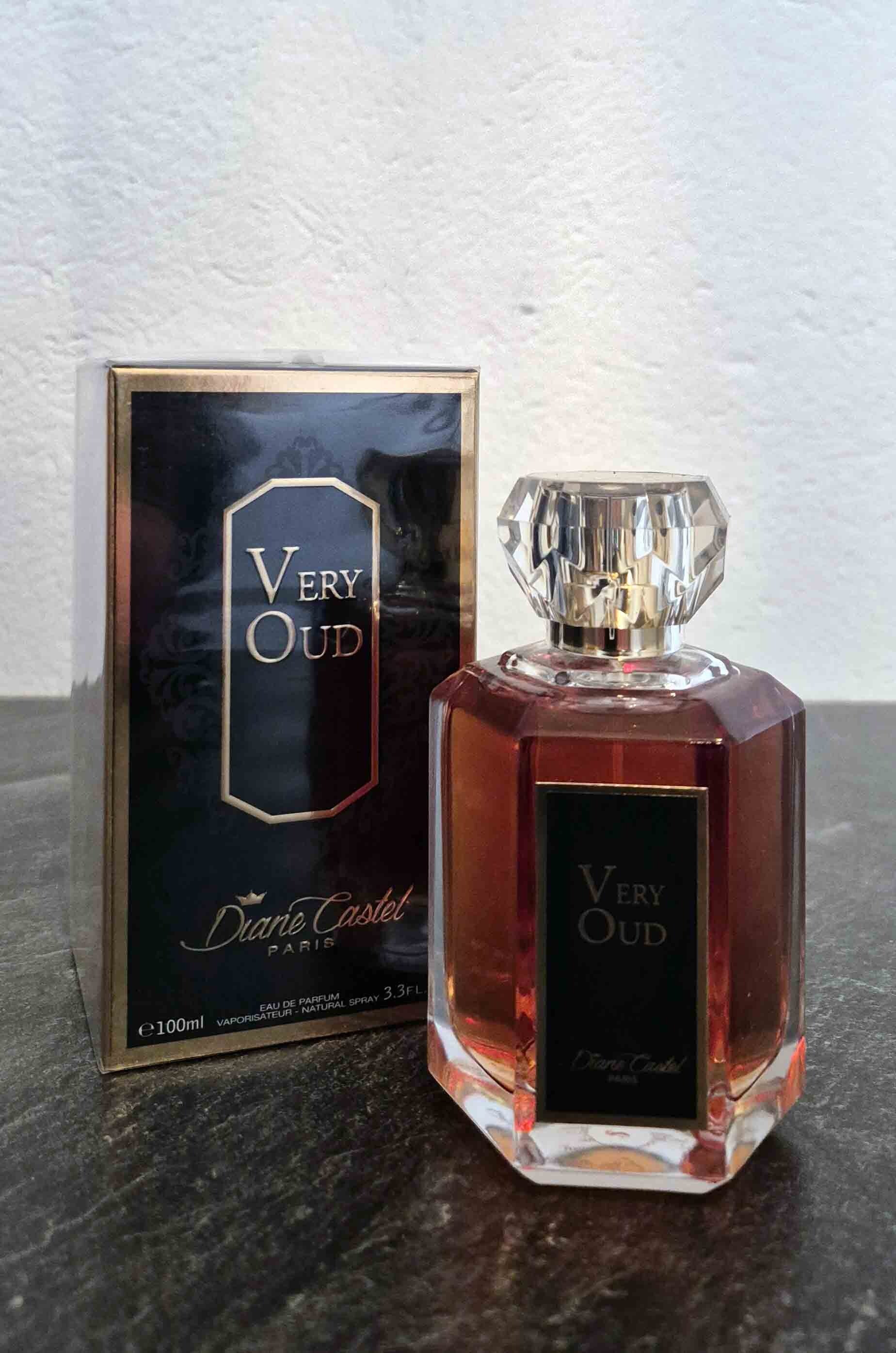 Parfüm Very Oud, EdP, Damen
