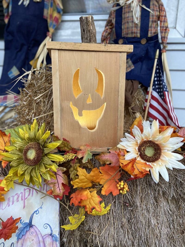 Simple Pumpkin Light Box