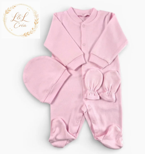 Set bébé 3 pièces : bonnet, gant et pyjama