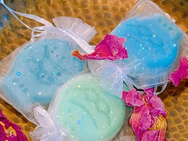 𝕗𝕣𝕖𝕖-𝕤𝕡𝕚𝕣𝕚𝕥𝕖𝕕 𝕗𝕖𝕝𝕚𝕩