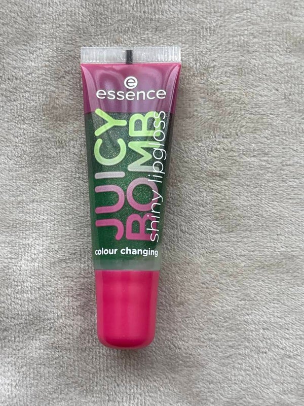 essence juicy bomb shiny lipgloss glowy gummy