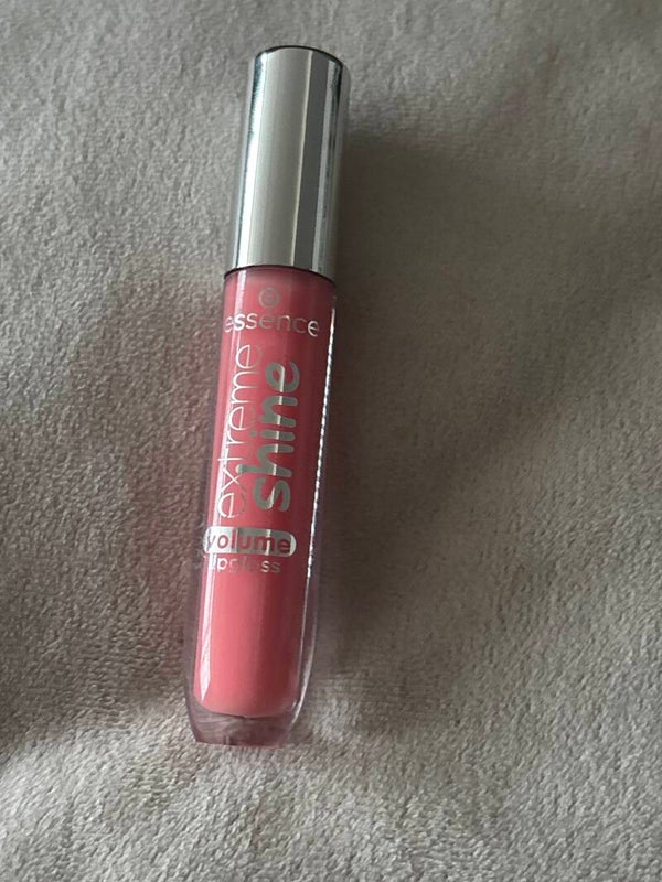 essence extreme shine volume lipgloss peach please