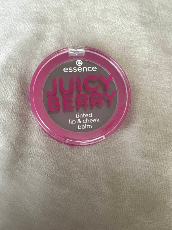 essence juicy berry tinted lip en cheek balm