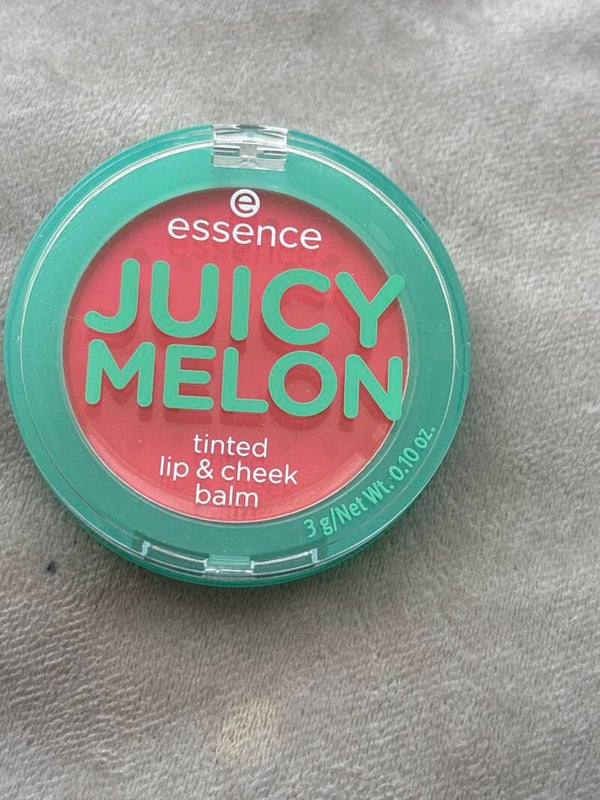 essence juicy melon tinted lip en cheek balm