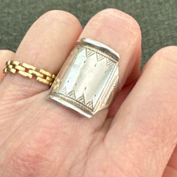 Bague artisanale