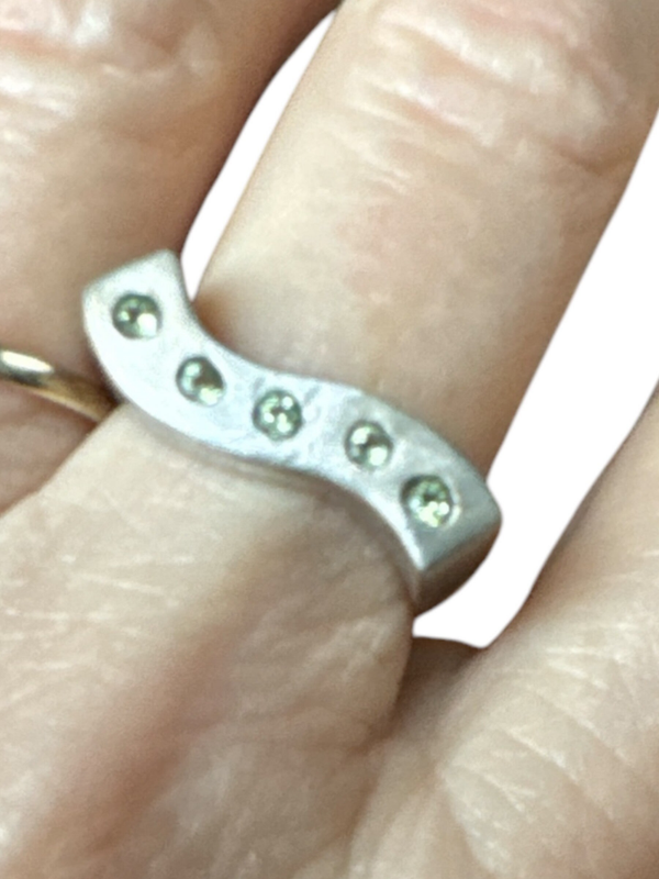 Bague stylée