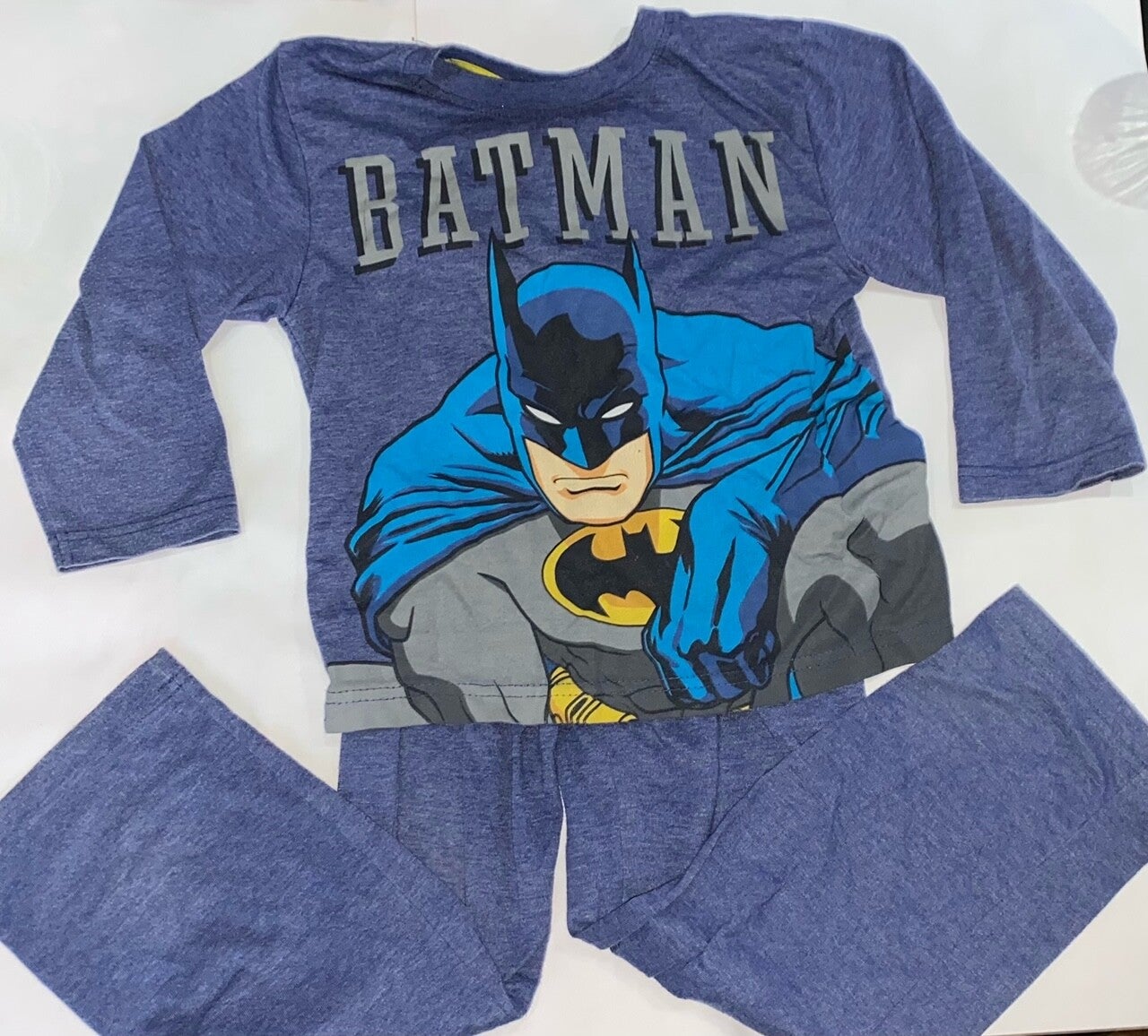 Jungs Schlafanzug/ Jogginganzug 2 Teiler gr. 98/104