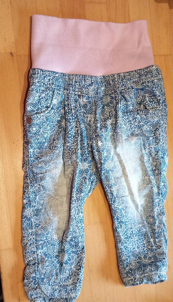Mädchen Hose gr. 74