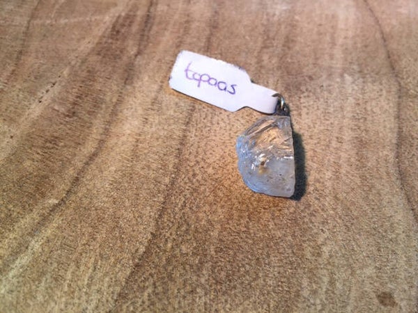 Topaas wit hanger