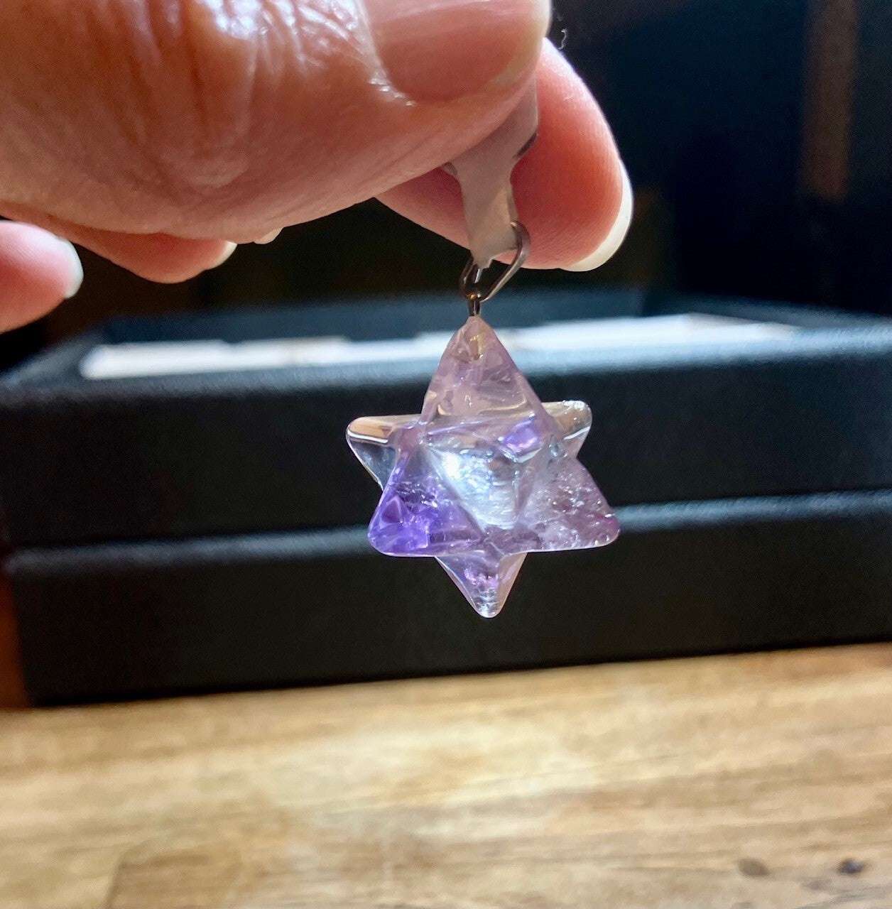 Amethist Merkabah hanger
