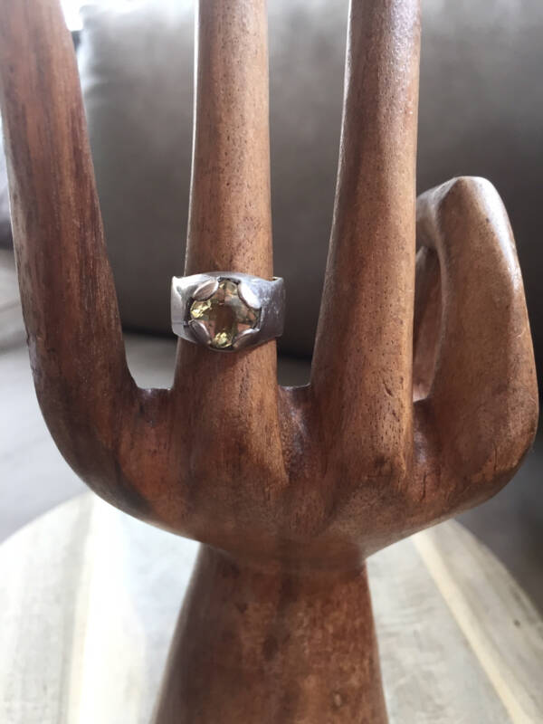 Topaas - facet - brede ring - maat 18 1/2