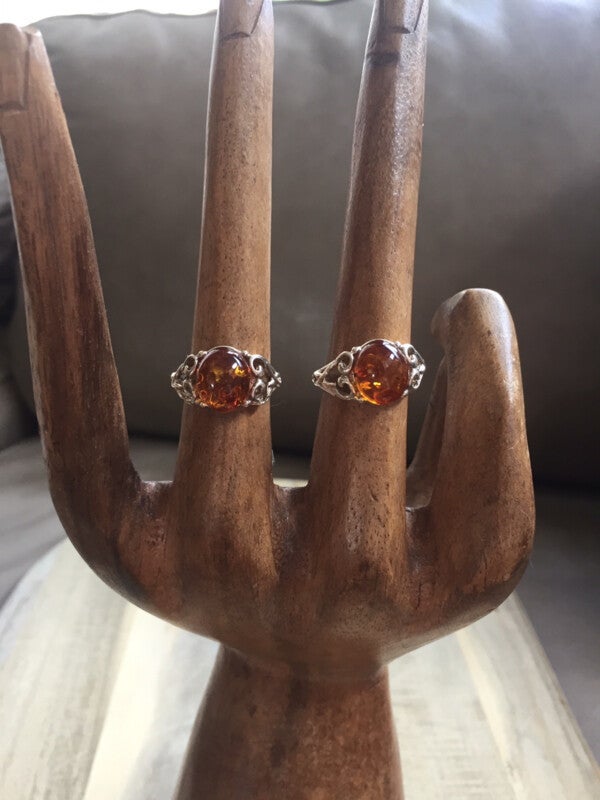 Barnsteen ovaal / hartjes - maat 16 3/4, 17 en 17 3/4