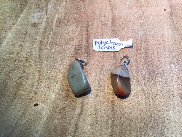 Polychroom jaspis hanger