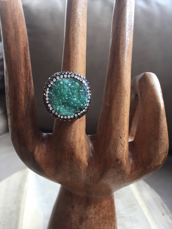 Bergkristal - groen gekleurd - maat 17,5