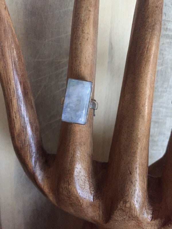 Maansteen - maat 16 1/2