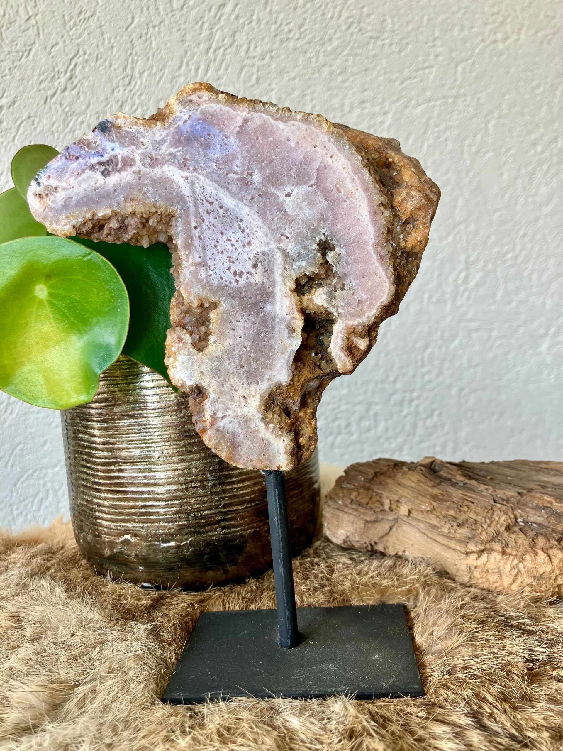 Roze amethist op standaard nr 6