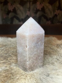 Roze amethist toren 1
