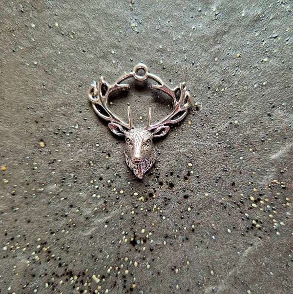 Przywieszka jeleń