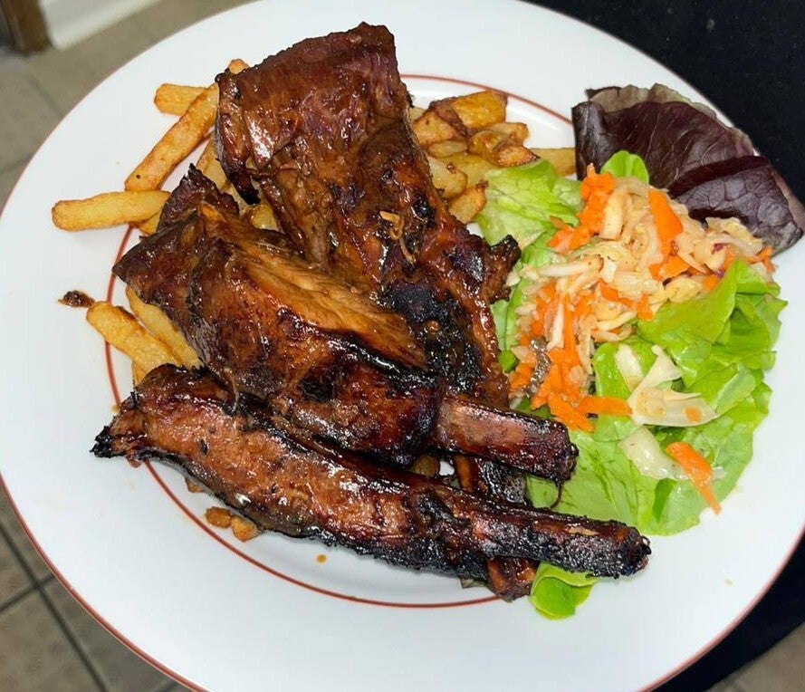 travers de porc laqués