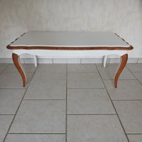 1000007760-standard.jpg