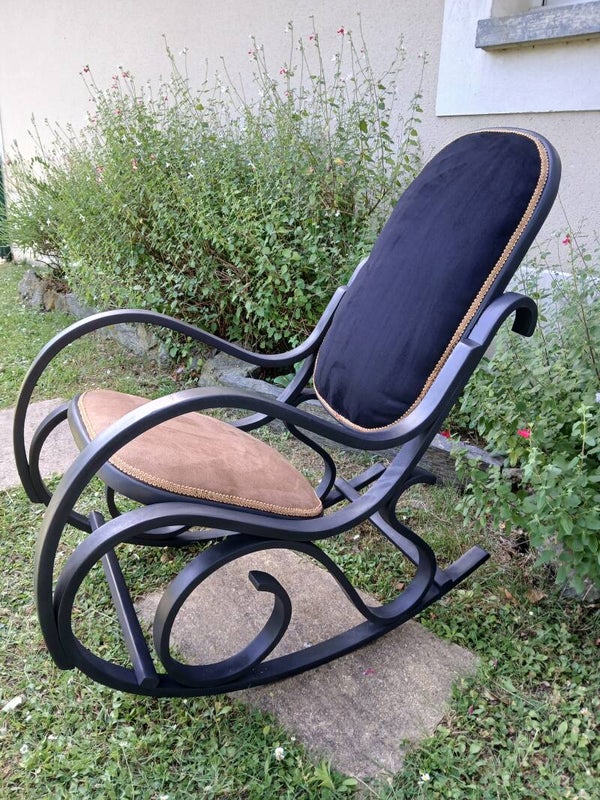 Rocking chair noir mat