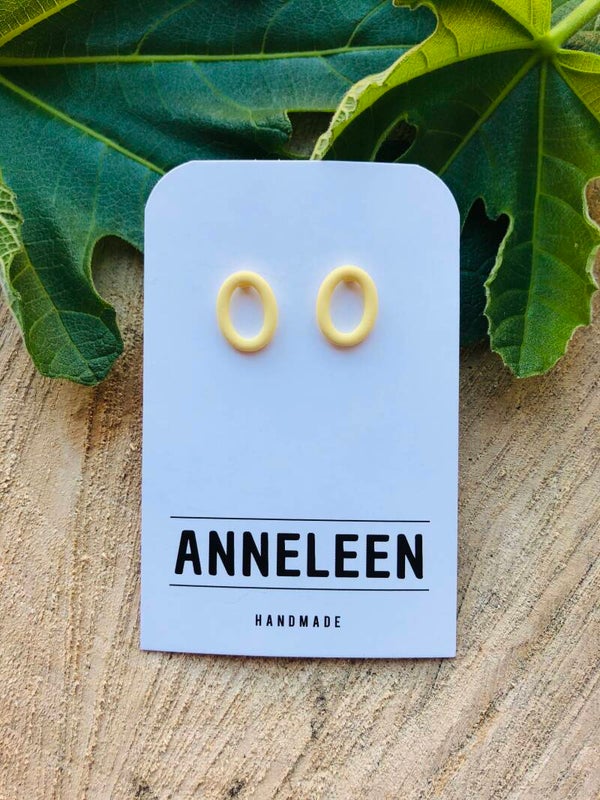 Oorstekers geel rubber